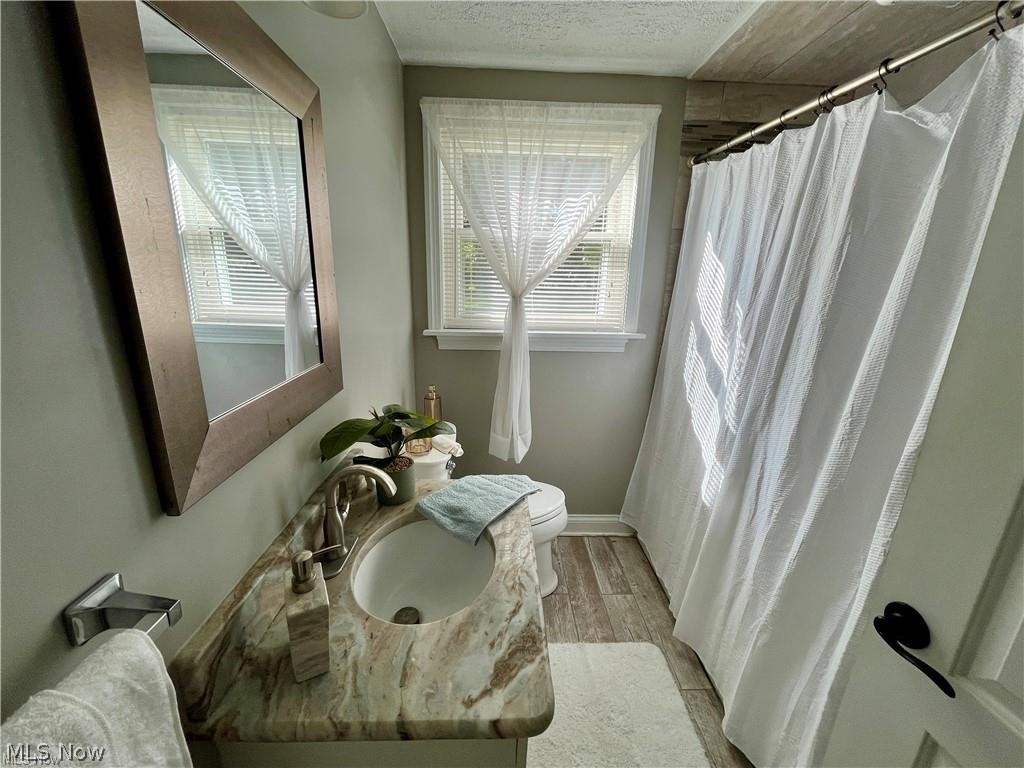 627 Poland Avenue Property Photo 18
