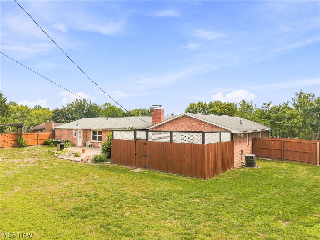 2215 Tamarack Circle Ne Property Photo 8