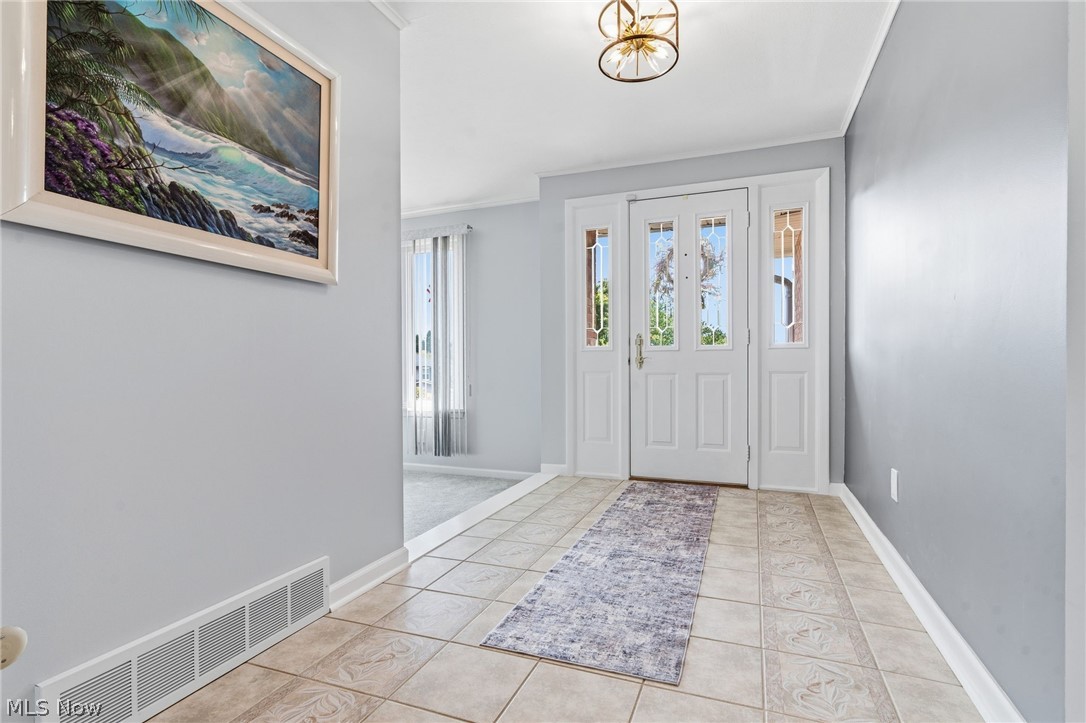 2215 Tamarack Circle Ne Property Photo 10