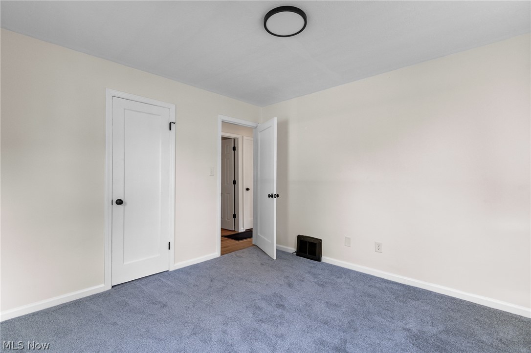 827 Davies Avenue Property Photo 14