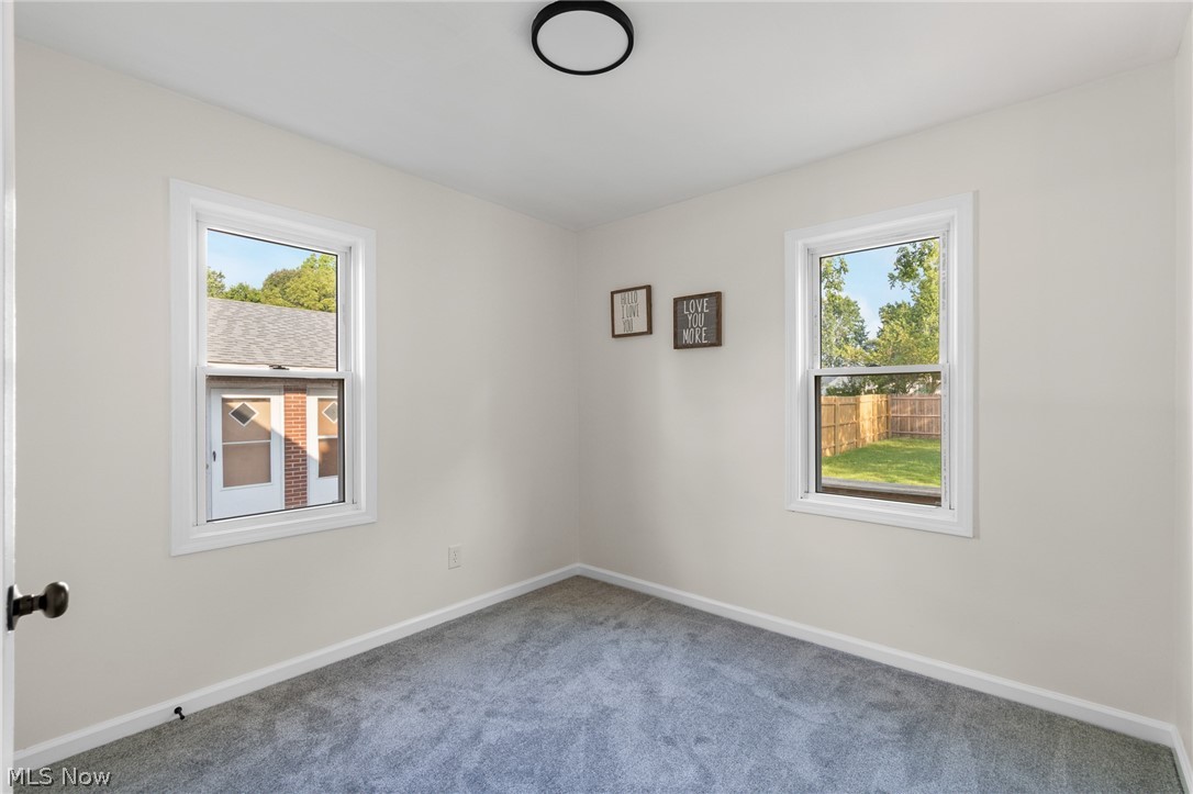 827 Davies Avenue Property Photo 16