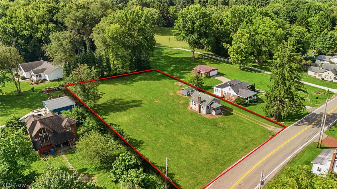 230 E Comet Road Property Photo 2