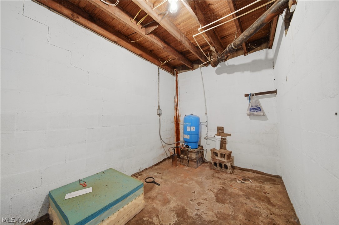 230 E Comet Road Property Photo 18