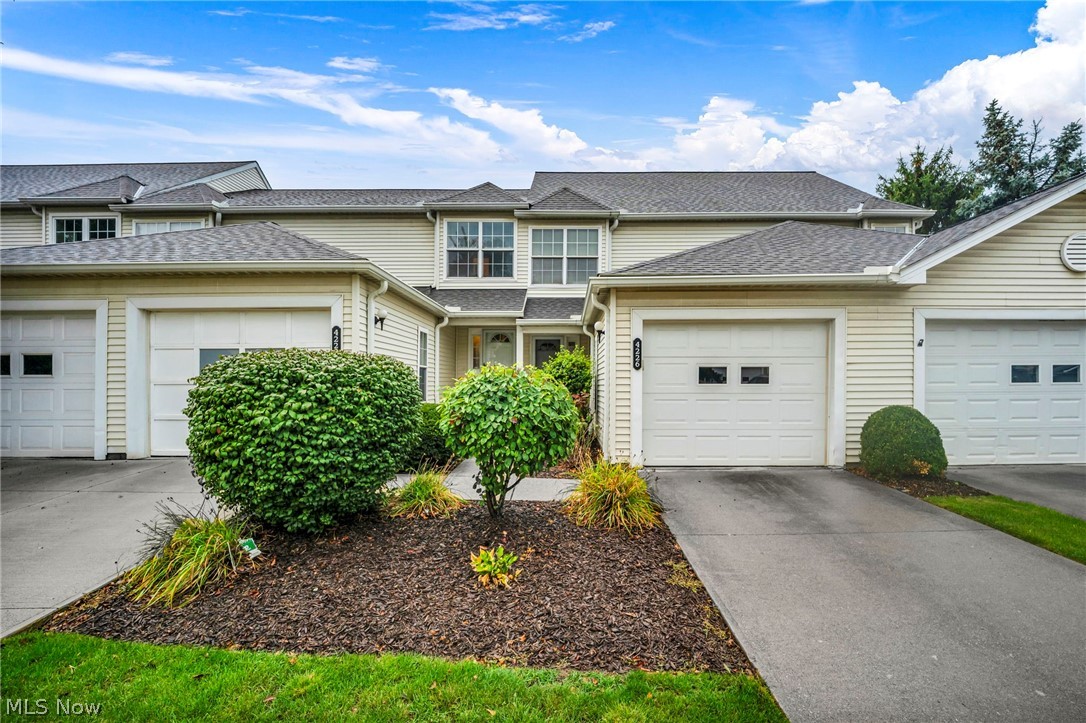 4226 River Ridge Drive Property Photo 1