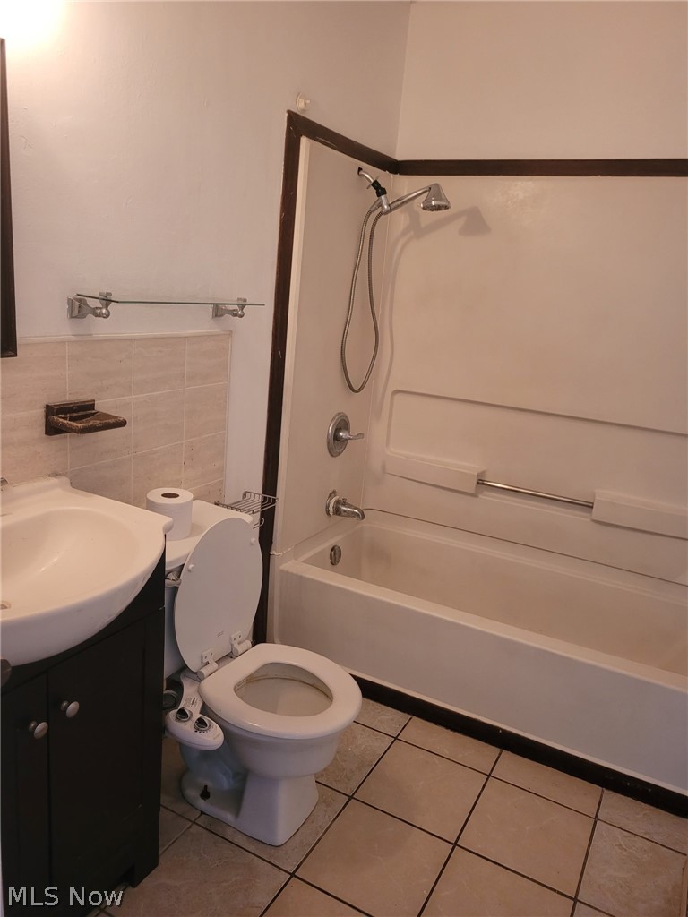 120 N Main Street Property Photo 26