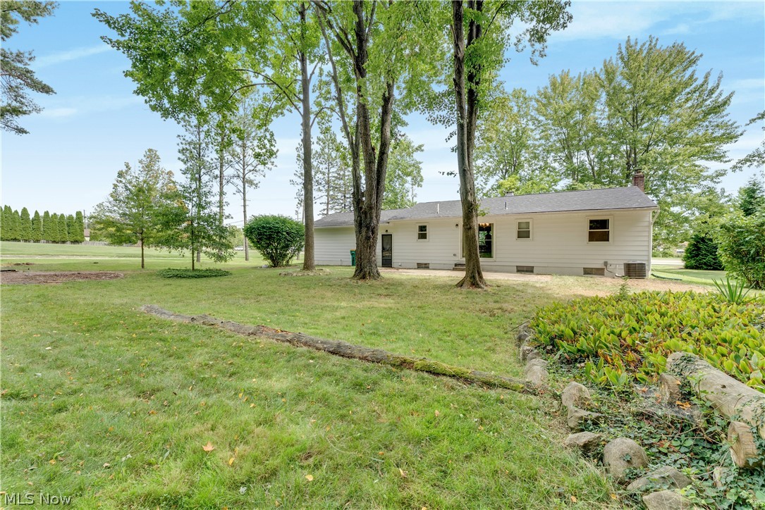 10074 Darrow Road Property Photo 24