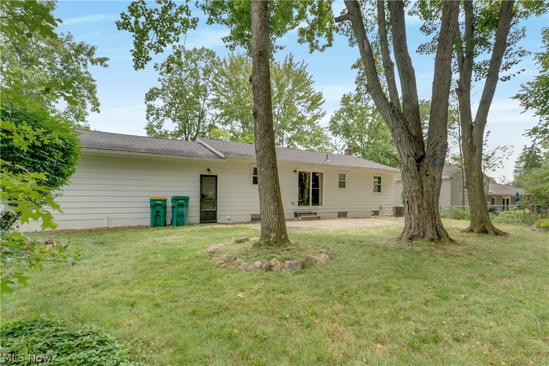 10074 Darrow Road Property Photo 25