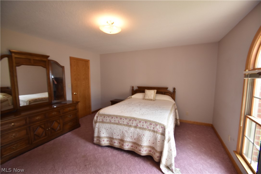 90 Montgomery Lane 2 Property Photo 14