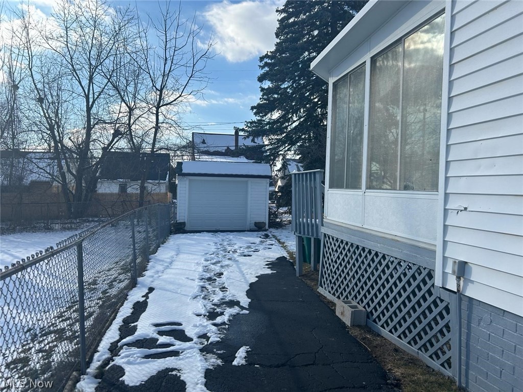 5146 Arch Street Property Photo 1