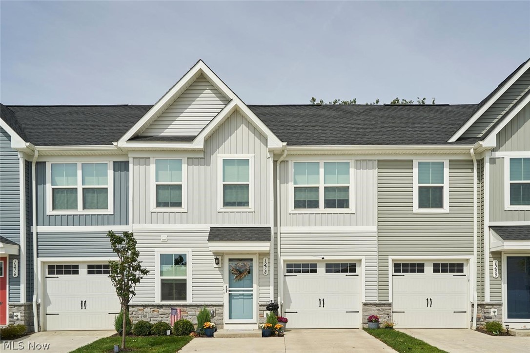 1278 Divot Circle Property Photo 1