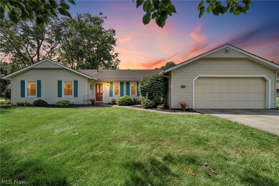 4914 Meadow Moss Lane Property Photo 1