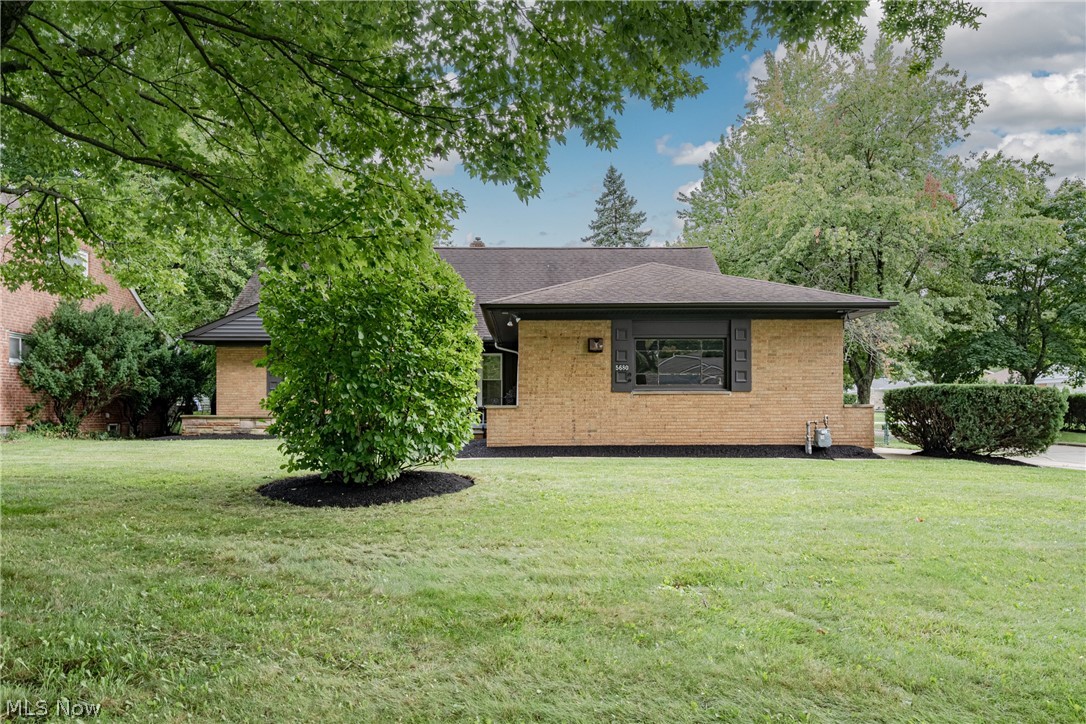 5680 Alberta Drive