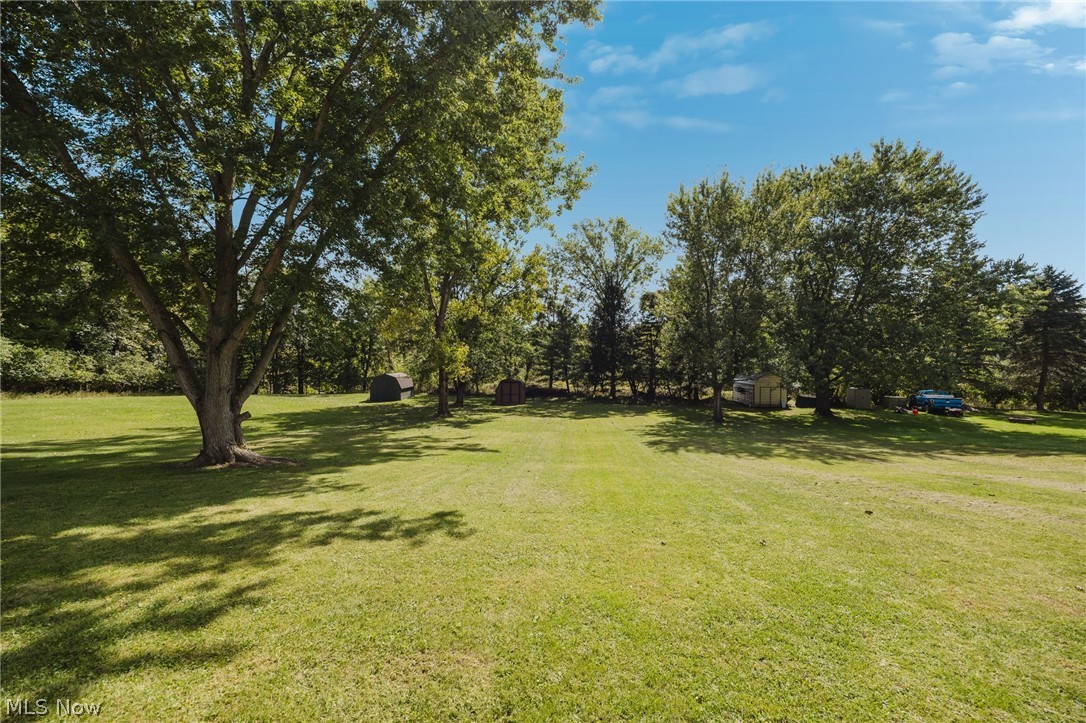 1004 Lancaster Drive Property Photo 3