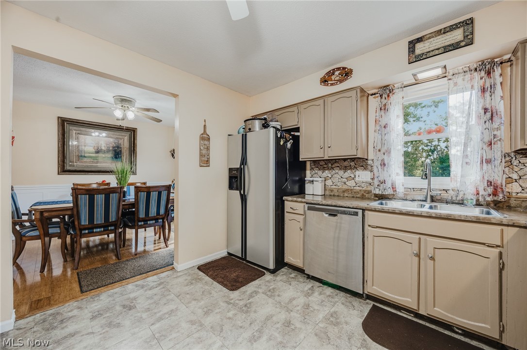1004 Lancaster Drive Property Photo 10