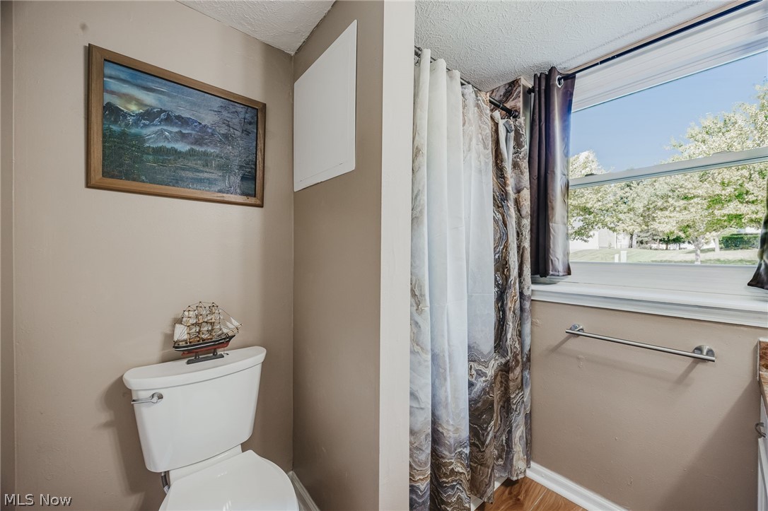 1004 Lancaster Drive Property Photo 21