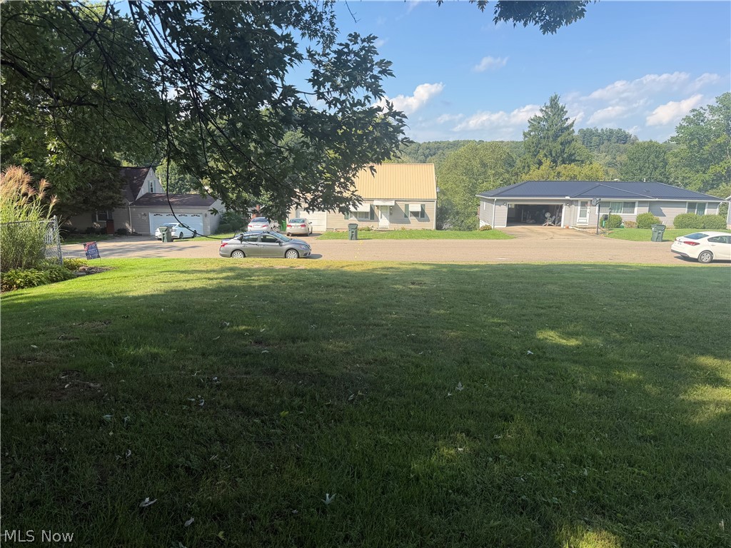 1813 Walnut Street Property Photo 3