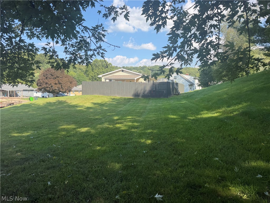 1813 Walnut Street Property Photo 4