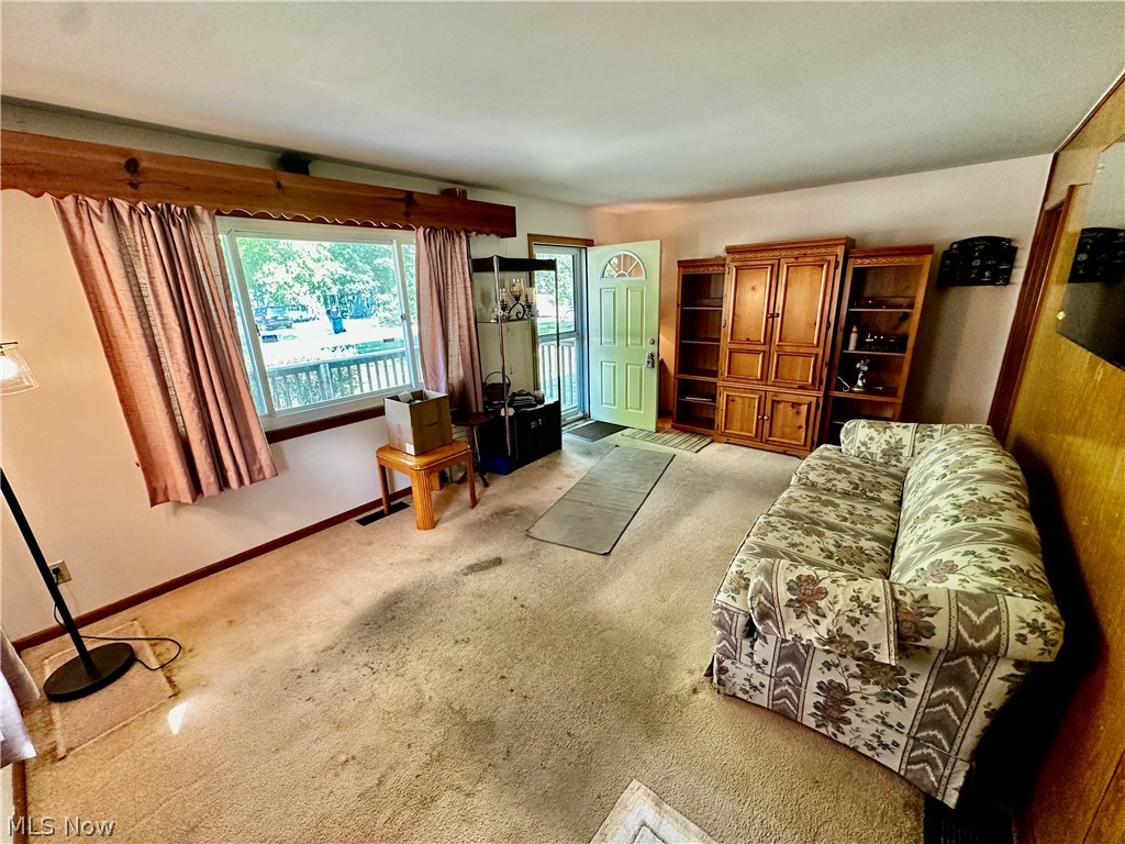 1188 Meadowbrook Boulevard Property Photo 9