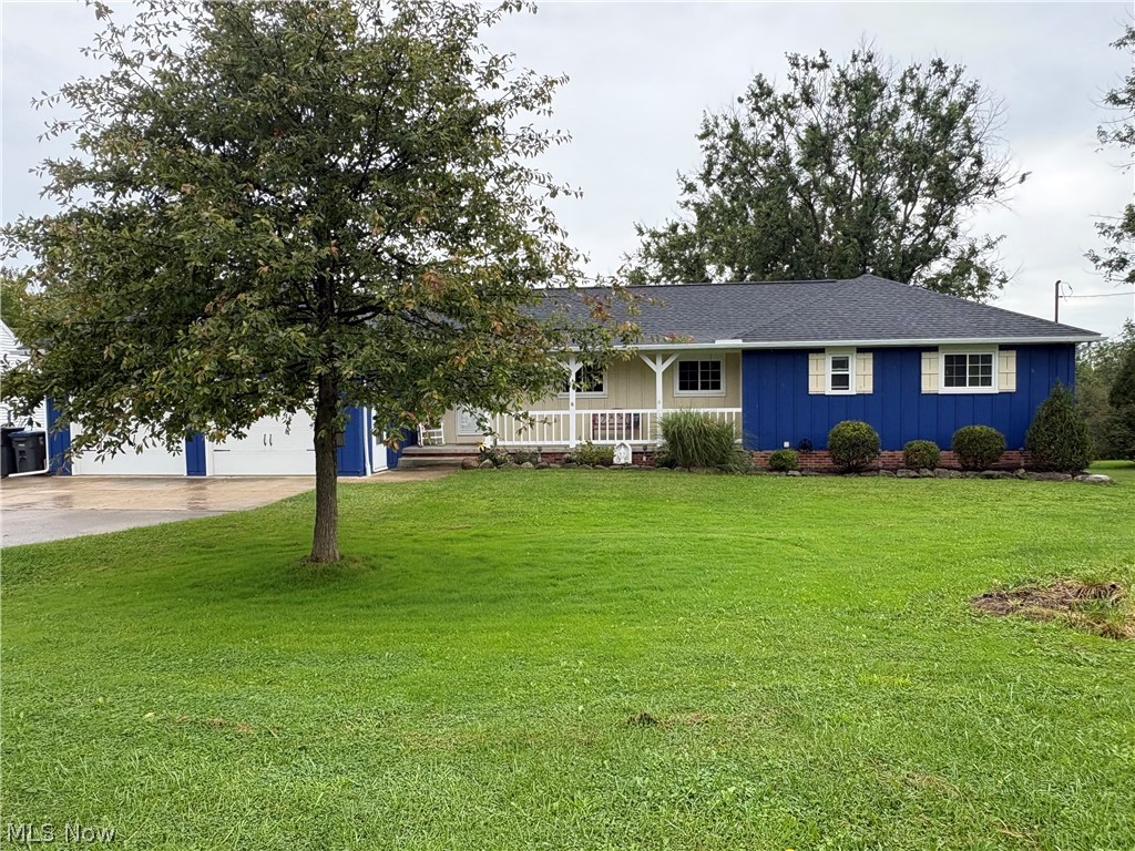 28000 Aurora Road Property Photo 2