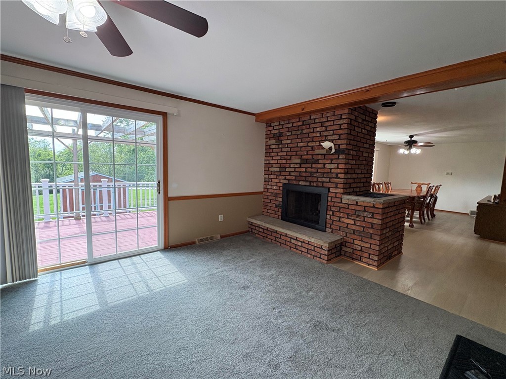 28000 Aurora Road Property Photo 6