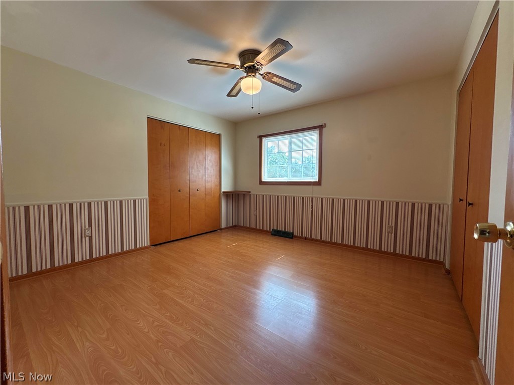 28000 Aurora Road Property Photo 16