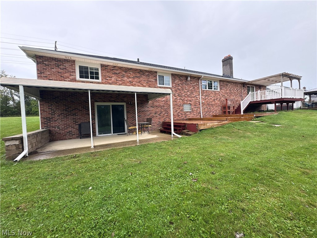 28000 Aurora Road Property Photo 42