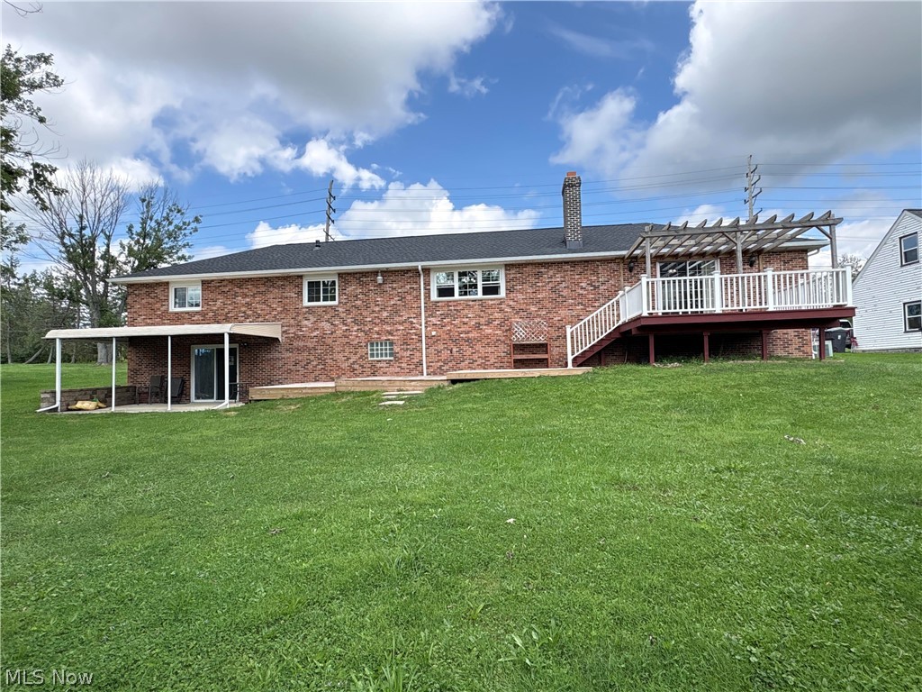 28000 Aurora Road Property Photo 43