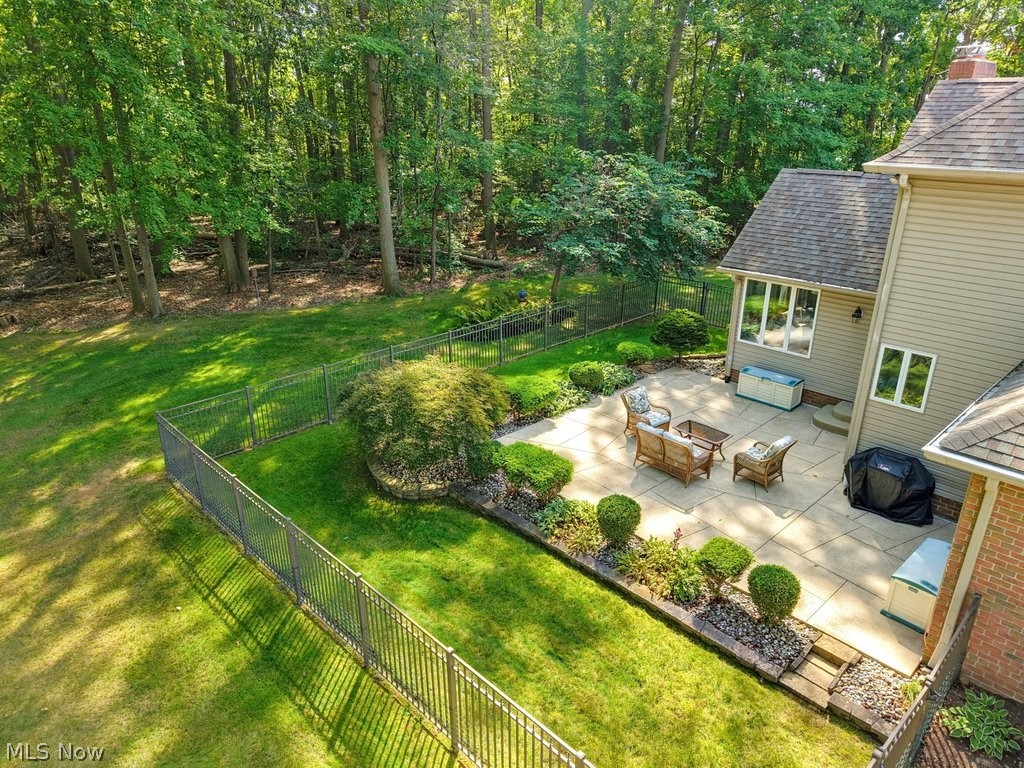 4105 Highpoint Drive Property Photo 11