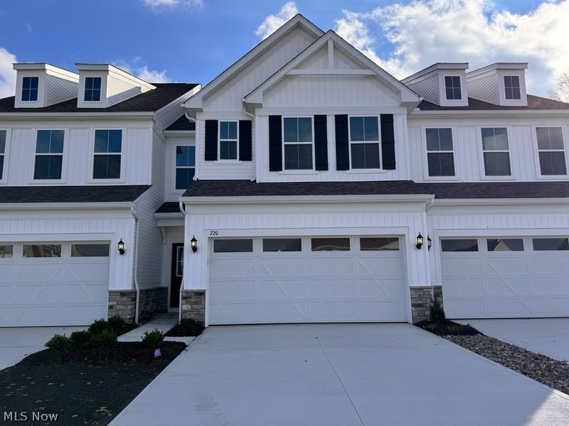 940-2 Memory Lane Property Photo 1