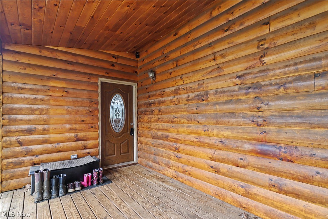 552 County Road 2575 Property Photo 2