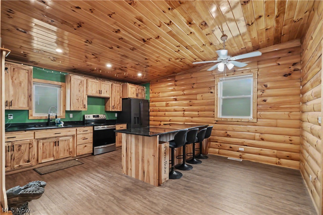 552 County Road 2575 Property Photo 8