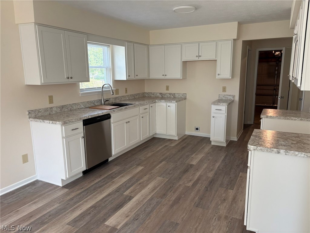 459 Hampton Drive Property Photo 9