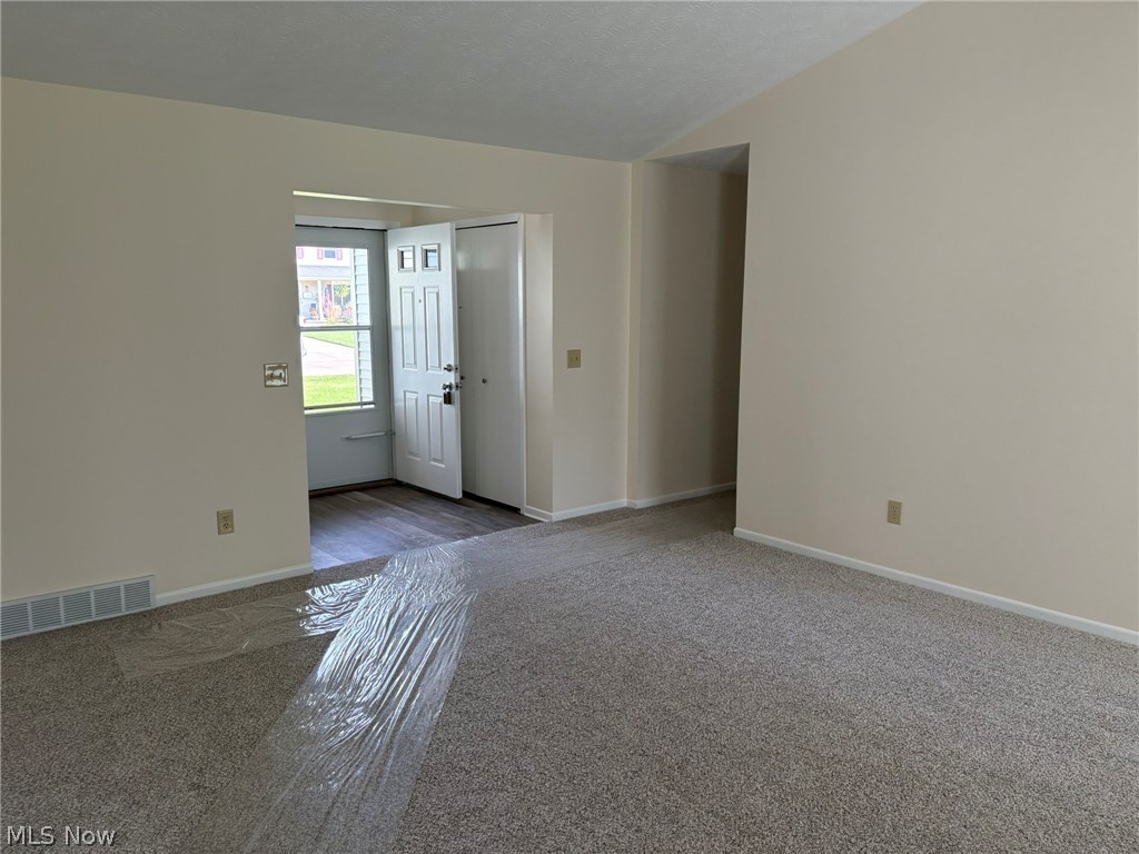 459 Hampton Drive Property Photo 12