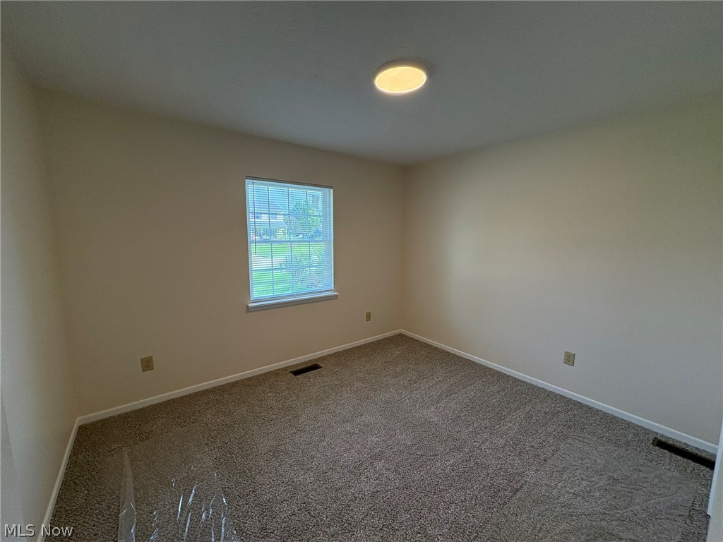 459 Hampton Drive Property Photo 20