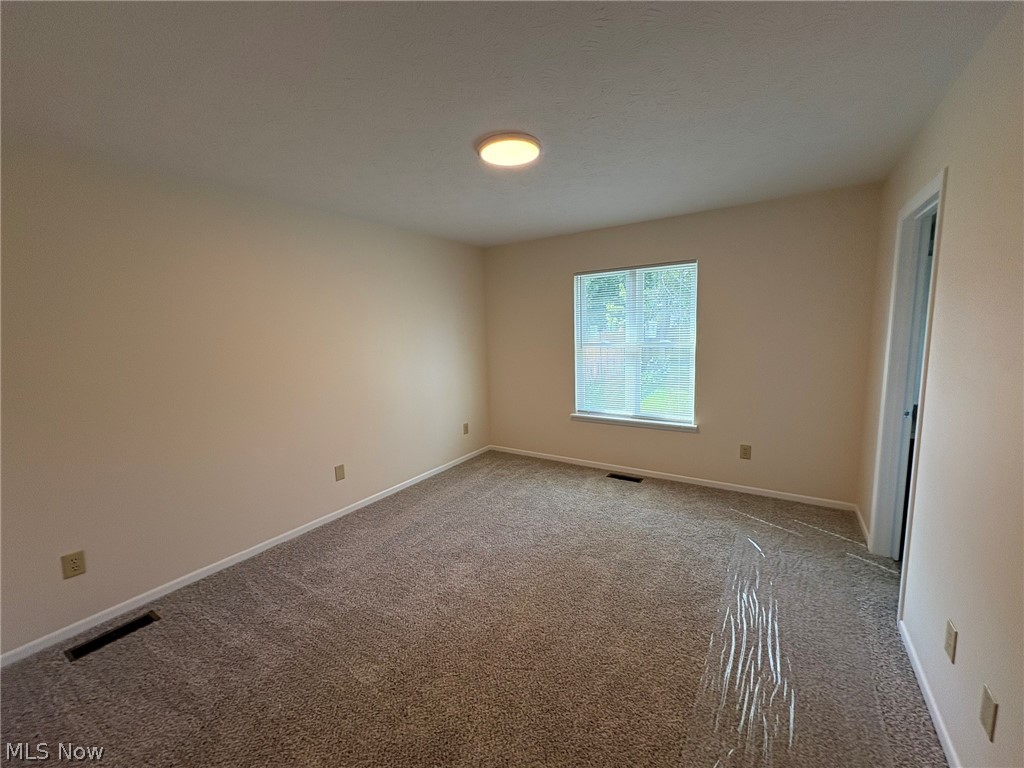 459 Hampton Drive Property Photo 23