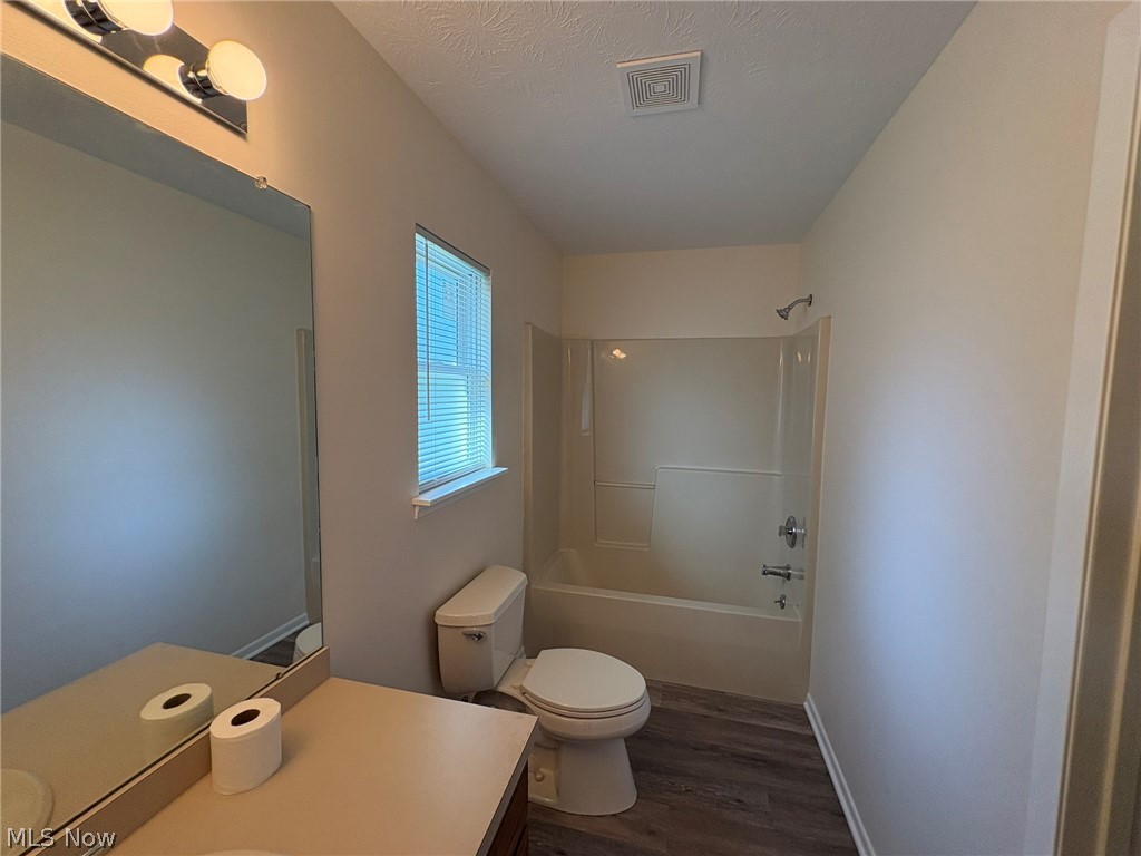 459 Hampton Drive Property Photo 26