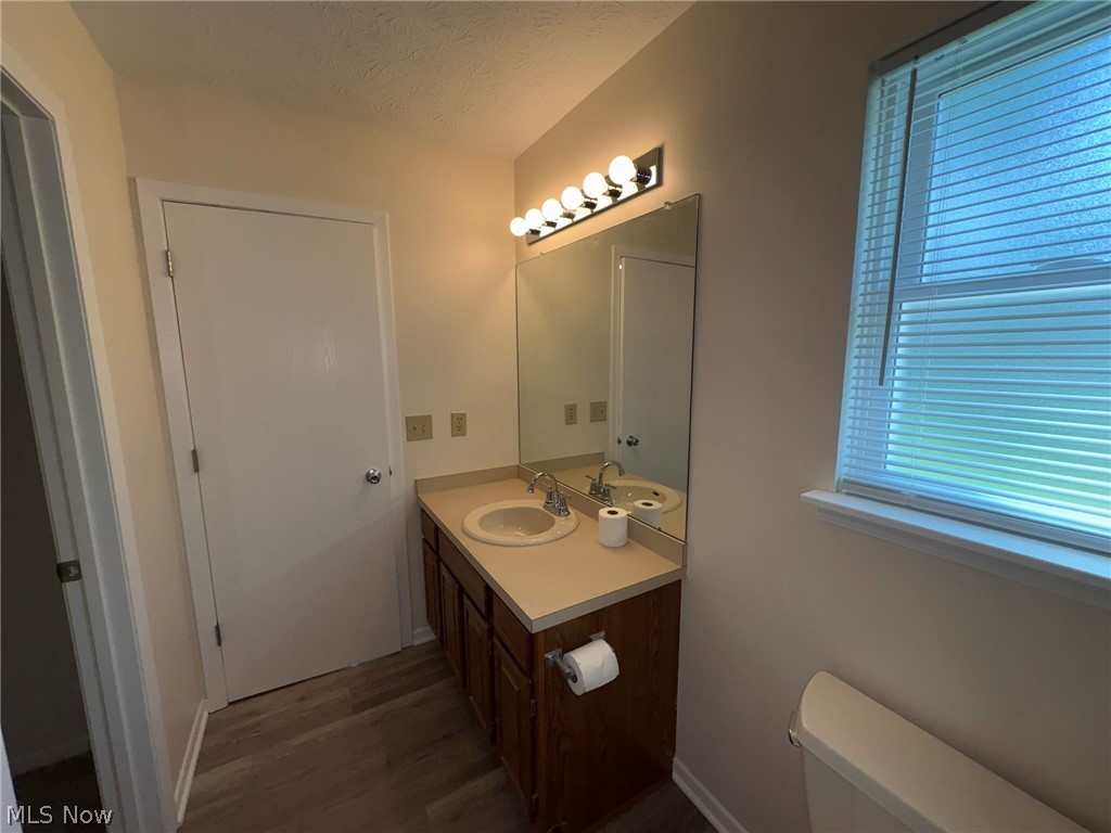 459 Hampton Drive Property Photo 28