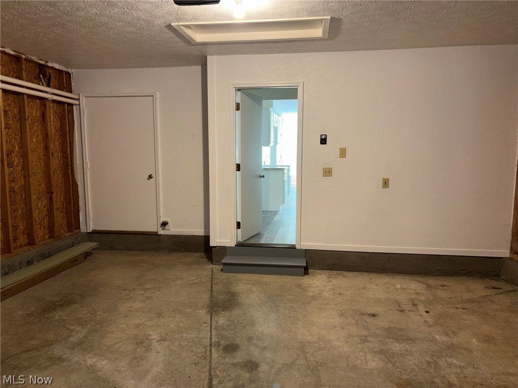 459 Hampton Drive Property Photo 32