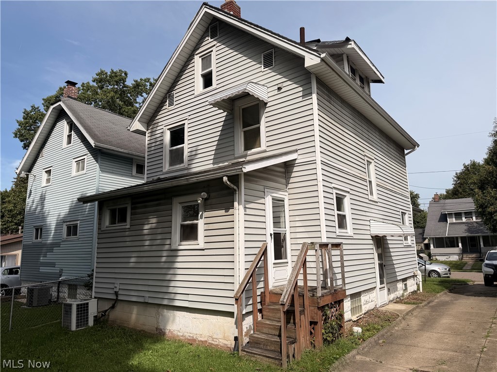 1390 Kentucky Avenue Property Photo 5