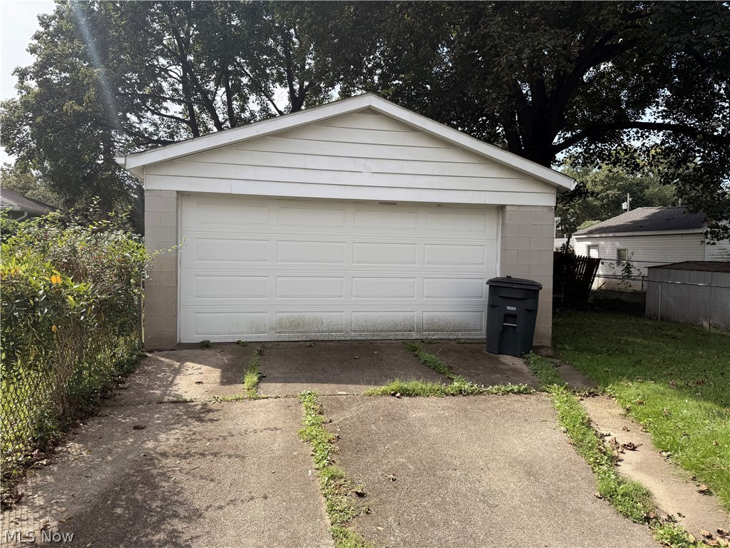 1390 Kentucky Avenue Property Photo 6