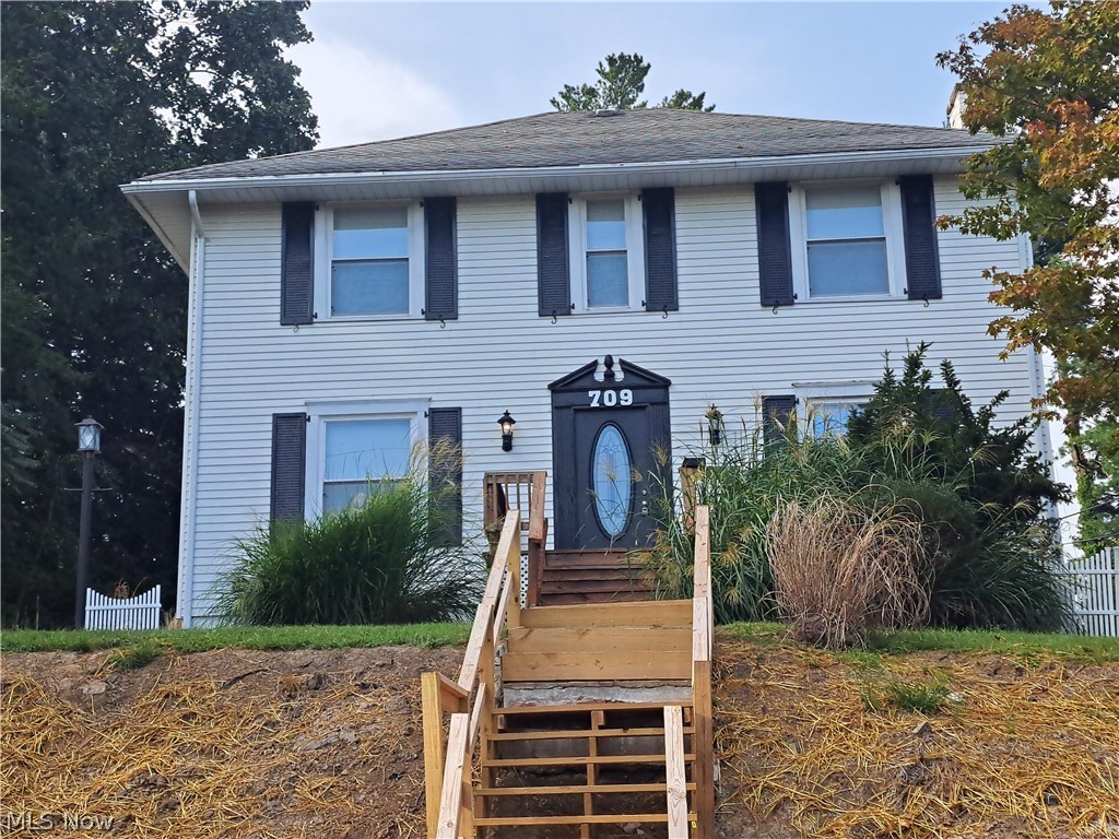 709 Mckinley Avenue Property Photo 1
