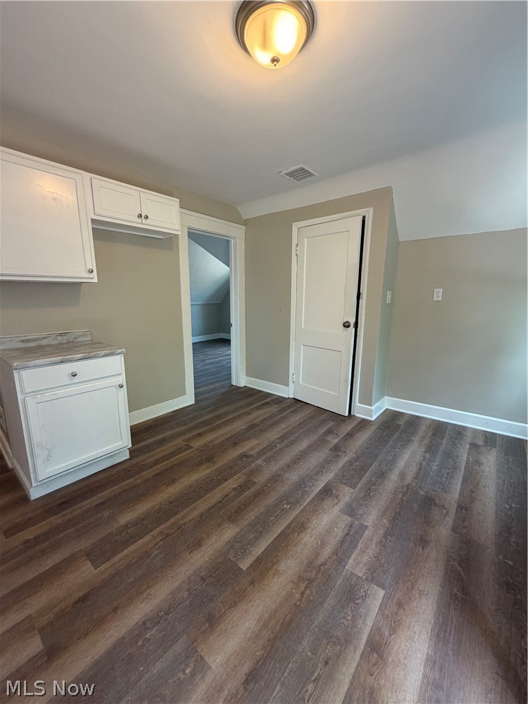 381 E 152nd Street Property Photo 20