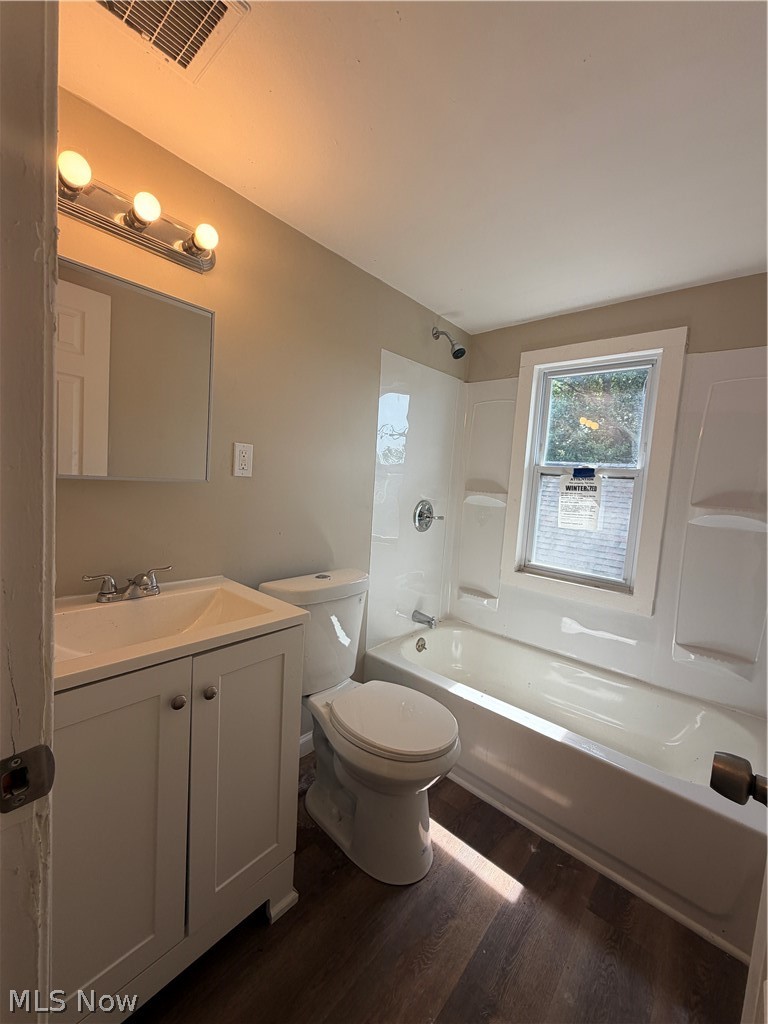 381 E 152nd Street Property Photo 21
