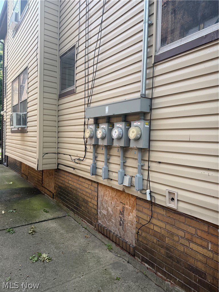 381 E 152nd Street Property Photo 28