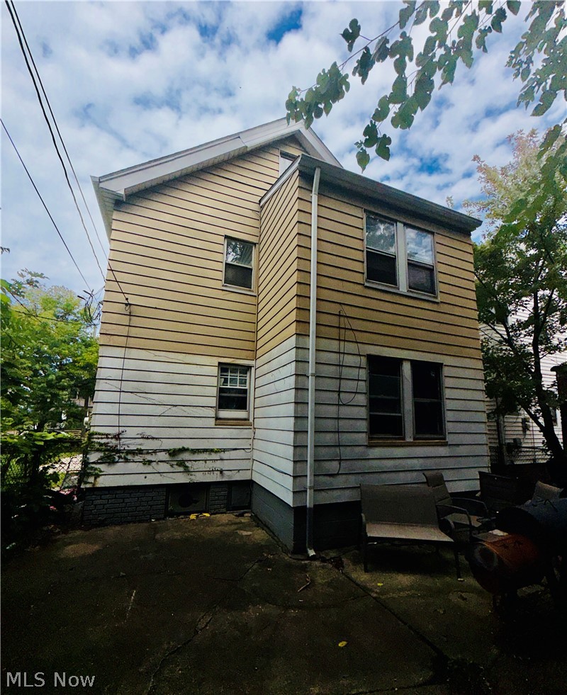 826 Wayside Road Property Photo 4