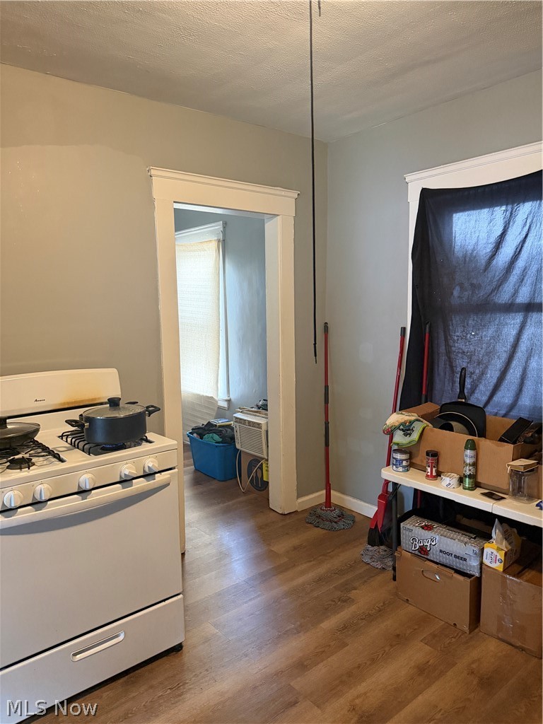 826 Wayside Road Property Photo 12