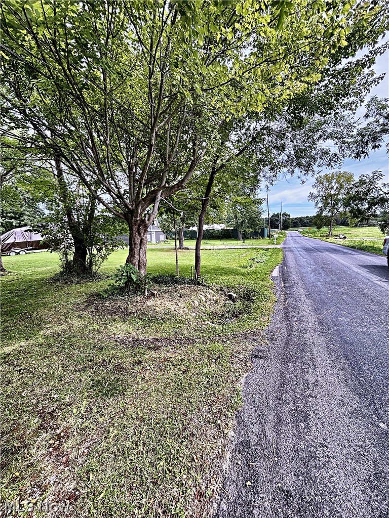 3633 Samuel Road Property Photo 4