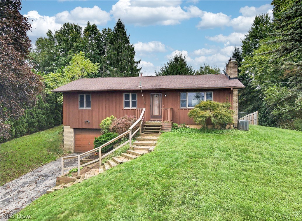1206 Dussel Road Property Photo 1