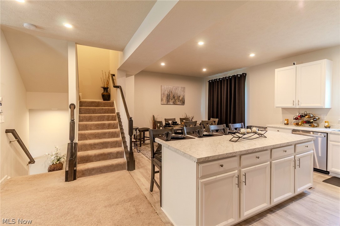 5182 Jude Court Property Photo 4
