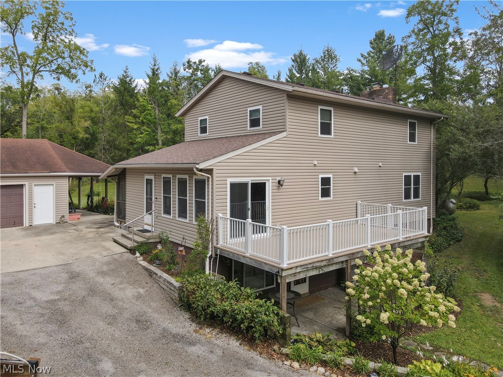 7878 Prouty Road Property Photo 1